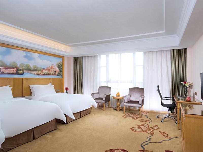 Vienna Classic Hotel Ganzhou Meilin Esterno foto