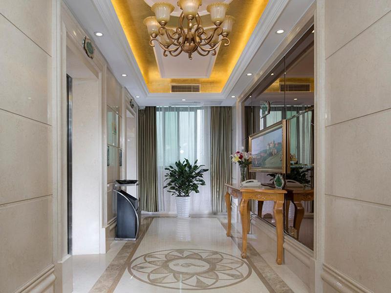 Vienna Classic Hotel Ganzhou Meilin Esterno foto